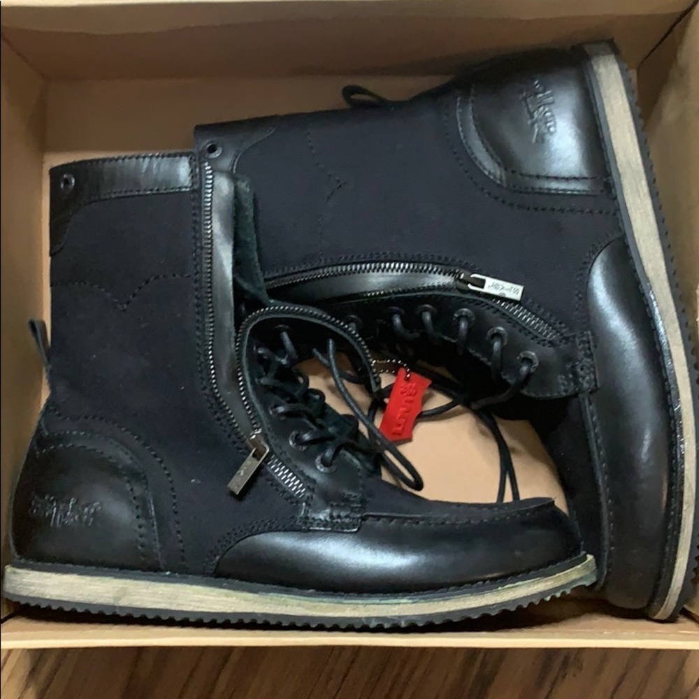 Levi’s Men Fall/Spring Boots - Picture 4 of 10
